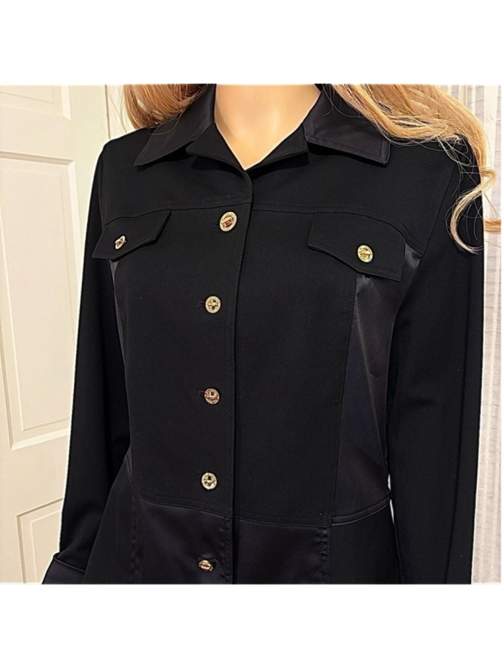 St. John Black Jacket Panels Excellent Condition Size Small